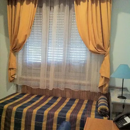 Morgana Marina Di Carrara